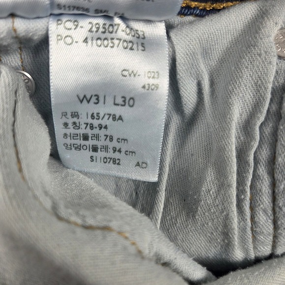 Levis 502 Taper Fit Mens Jeans 31x30 Dark Wash Blue Denim - Picture 7 of 13